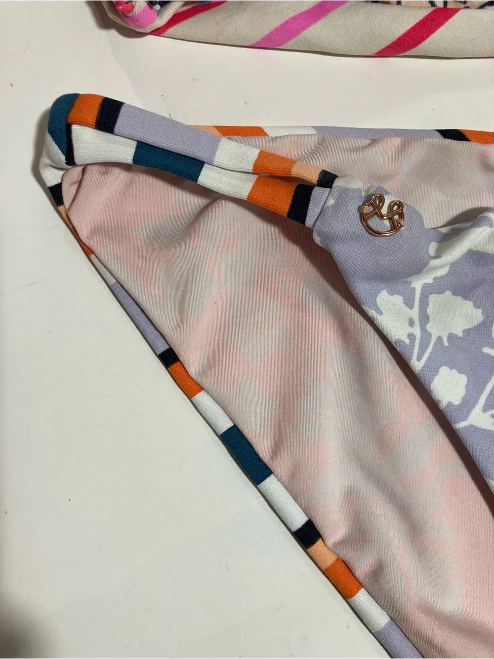 Maaji Mix & Match Reversible Bikini 1 Top 2 Bottoms Size Medium
